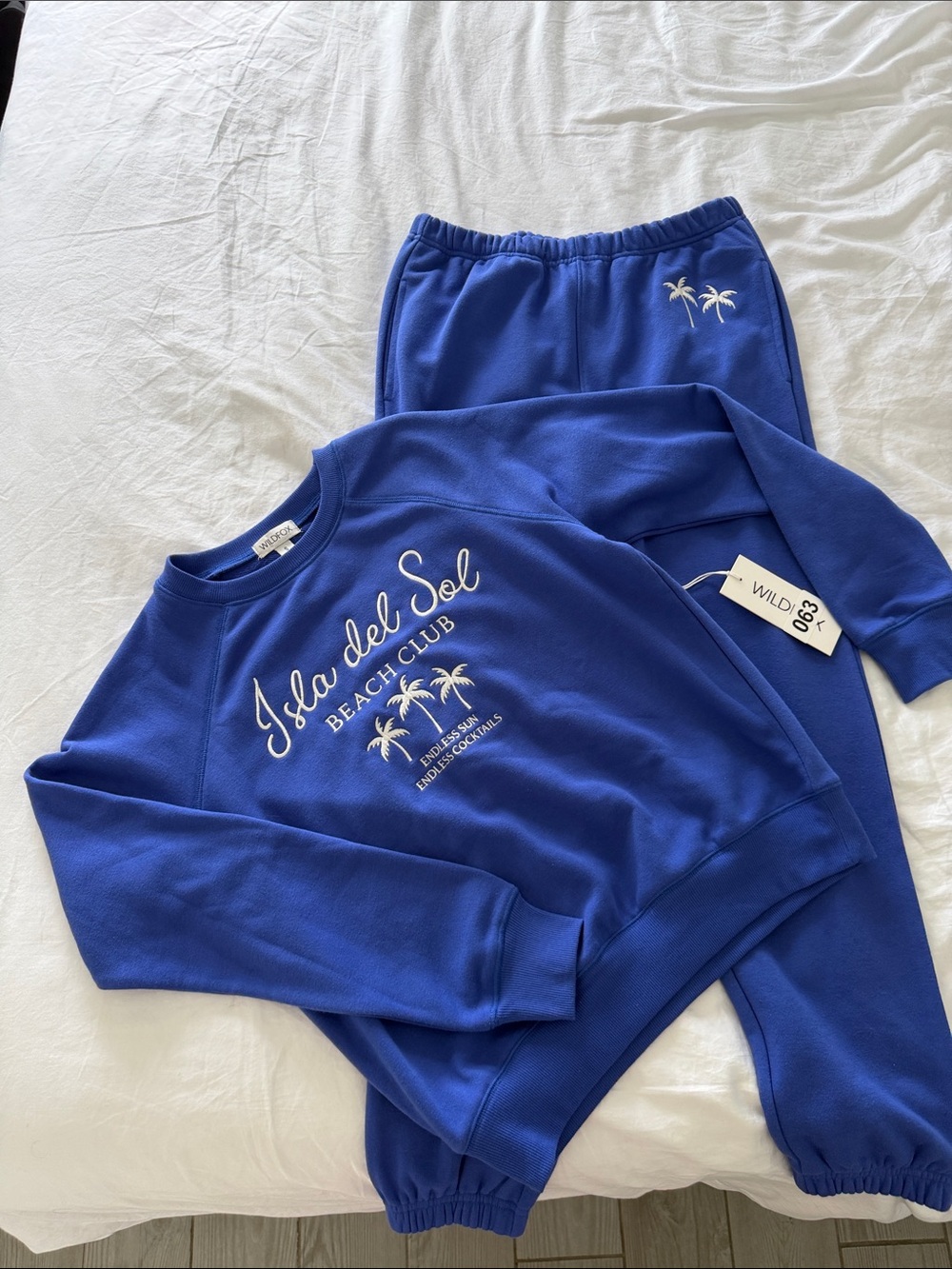 Wildfox Beach Club Matching Sweatshirt & Joggers Set NWT - Picture 5 of 7